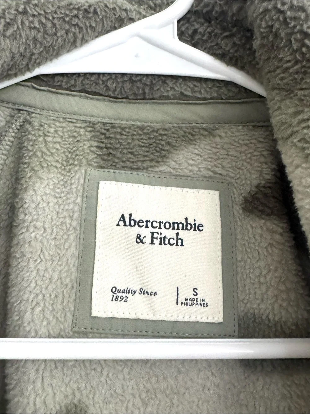 Abercrombie & Fitch Camo Fleece Quilted Snap Jacket Green Size S